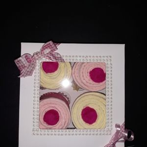 Baby Burpcloth Cupcakes